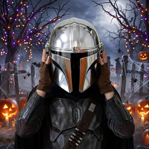 Casque en acier Mandalorian, finition argentée |   Casque d'armure de cosplay style Boba Fett pour collectionneurs, présentation de costumes, article cadeau haut de gamme - Product Image 3