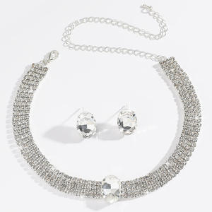 AMBER JEWELS - Juego de Collar y Pendientes de Plata 925 con Moissanita, Corte Brillante, Chapado en Oro de 14K, Joyería Unisex para Bodas y Fiestas - Product Image 1