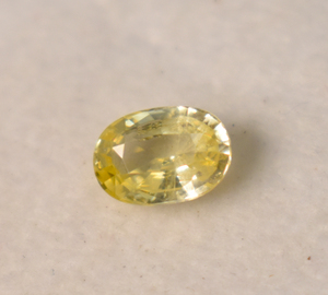 Zafiro amarillo natural ovalado de 1.45 quilates, 7.7X5.3X3.7 mm, zafiro amarillo suelto para la fabricación de joyas - Product Image 1