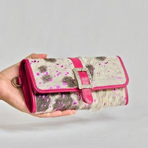 Cartera Larga de Cuero Genuino para Mujer con Estampado Animal, Cierre de Hebilla Rosa, Hecha a Mano, para Uso Diario - Product Image 1