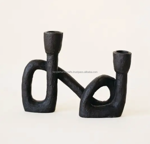 Bougeoir conique en métal doré pour la décoration intérieure Bougeoir en acier d'Inde pour Noël et les mariages - Product Image 1