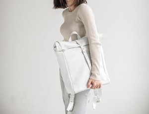 Sac à dos en cuir véritable à fermeture enroulable pour homme, sac pour ordinateur portable, sac à dos de voyage en cuir de vachette, dos respirant en maille LTBP-0119 - Product Image 5