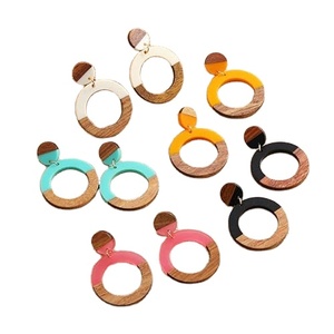 Pendientes de resina Regalo perfecto para mujeres Estilo único de moda para fiestas y bodas - Product Image 2