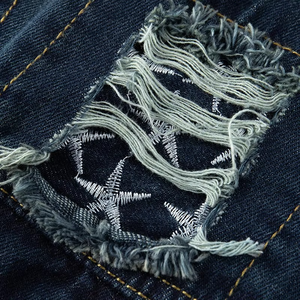 Outfitize International - Chaqueta Vaquera Personalizada al por Mayor con Logotipo para Hombre, Chaqueta Trucker de Mezclilla Azul de Algodón Grueso - Product Image 3