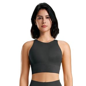 Soutien-gorge de sport à soutien élevé pour femme avec dos croisé réglable et bonnets rembourrés pour une performance maximale de confort - Product Image 4