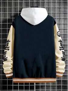 Blouson Bomber Vintage pour Homme – Veste Classique Style Universitaire avec Écussons Brodés, Tissu Confortable en Mélange de Laine Chaud - Product Image 5