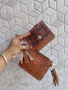 Nuevo diseñador de piel de vaca de cuero monedero Unisex hecho a mano delgada cartera con cierre de cremallera elegante embrague en estilo occidental - Product Image 4