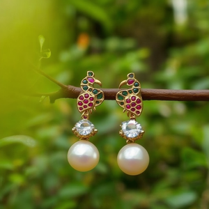 14K Gold Plated Stainless Steel Stud Kemp Bird Earring with Zircon and Pearl - Product Image 2