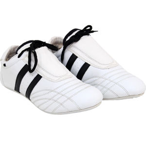 Chaussures de Kung Fu et de Tai Chi personnalisées professionnelles en PU, chaussures basses de Taekwondo avec semelle intérieure en caoutchouc/EVA/maille pour toutes les saisons - Product Image 5
