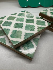 Ensemble de dessous-de-verre carrés en os incrusté avec motif géométrique noir et blanc, tapis de table antidérapants pour la décoration du café et de la salle à manger - Product Image 4