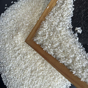 RIZ À GRAINS MOYENS DE QUALITÉ SUPÉRIEURE RIZ VIETNAMIEN DE HAUTE QUALITÉ POUR L'EXPORTATION PRIX DE GROS CONCURRENTIEL POUR LES VENTES EN VRAC - Product Image 5