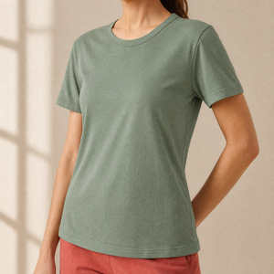 Camiseta Clásica de Cuello Redondo y Manga Corta para Mujer, en Poliéster Suave, Estilo Casual Básico, Corte Regular, Colores Sólidos, Personalizable - Product Image 5