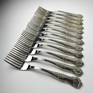 Juego de Cubiertos de Acero Inoxidable Duradero y Económico con un Diseño Elegante, Perfecto para Regalar y para Hacer que la Cena Sea Más Elegante - Product Image 3