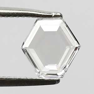 Diamante cultivado en laboratorio con corte hexagonal de 0.50 quilates, certificado por IGI, para la fabricación de joyas, piedras sueltas con corte elegante a precio de mayorista. - Product Image 6