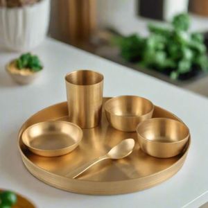 Juego de Vajilla de Bronce Kansa Hecho a Mano de Lujo para Regalos de Boda y Obsequios Corporativos - Product Image 1