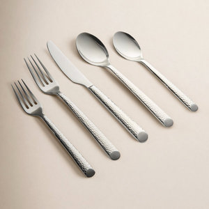 Juego de Cubiertos de Acero Inoxidable con Acabado Mate de 5 Piezas - Juego de Cubiertos Plateados Satinados, Cuchara, Tenedor, Cuchillo, Juego de Vajilla - Product Image 6