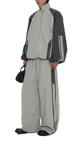 High Quality Customized Spring Breathable <b>Lightweight</b> Eco-Friendly Winter Streetwear Windbreaker <b>Jacket</b> Two Piece Set <b>Women</b> - Product Image 3