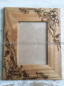 กรอบรูปไม้ดีไซน์เนอร์ที่ทันสมัยทนทานโดยช่างฝีมือสำหรับตกแต่งบ้านรูปทรงสี่เหลี่ยมขัดเงาปรับแต่งได้ - Product Image 2