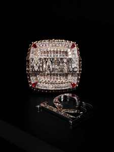 Anillo de Moissanita Chapado en Oro Rosa con Diseño de Letra y Diamantes de Imitación, Anillo Brillante para Hombres y Mujeres, Joyería para Fiestas y Bodas - Product Image 2