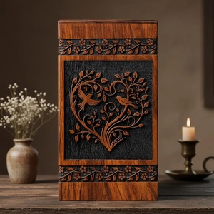 Urne funéraire artisanale en bois de rose, style américain, écologique et durable, avec gravure de cœurs et d'oiseaux - Product Image 5