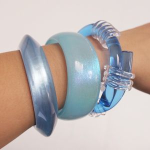 Bracelet en résine haut de gamme, léger et confortable à porter, artistique et élégant, couleur personnalisée, fait main, artisanat, Fête des Mères - Product Image 5