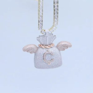 Colgante de Bolsa de Dinero con Cristales de Imitación, Alas y Letra C, Chapado en Oro Rosa, Estilo Hiphop, Amuleto Unisex, Regalo de Joyería - Product Image 1