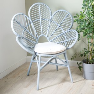 Silla de ratán de estilo nórdico con diseño floral, sillón de primera elección para comedor y sala de estar - Product Image 1