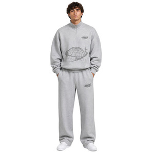 Sudadera con capucha gris personalizada con estampado DTG, oversize, de corte holgado, con cremallera de un cuarto, cuello alto tipo embudo, y joggers de forro polar de 450GSM, al por mayor - Product Image 1