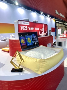 Cama Refrigerante para Perros y Gatos, Rectangular, Amarilla, de Poliéster y Algodón, Transpirable, para Verano, con Inserto de Gel Refrigerante, Lavable a Mano - Product Image 5
