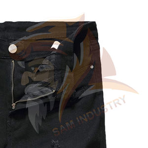 Shorts en jean pour hommes avec logo personnalisé, streetwear, fabricant professionnel de shorts en jean personnalisés pour hommes - Product Image 4