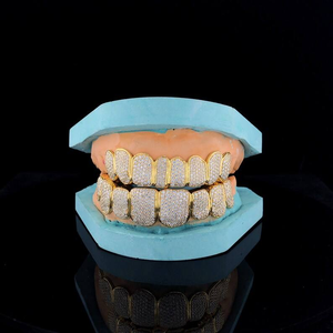 Grillz dentaire personnalisé en diamant, bijoux hip-hop de luxe pour hommes et femmes, accessoire de mode haut de gamme avec style « Iced Out » - Product Image 2