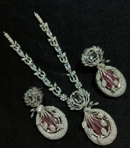 Ensemble de bijoux de mariée en diamant américain classique Collier et boucles d'oreilles en deux pièces pour mariage Style classique à la mode - Product Image 1