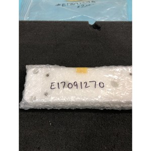 Isolateur VARIAN E17091270, base Faraday, 175840 - Équipements et pièces semi-conducteurs de confiance à l'échelle mondiale chez - Product Image 1