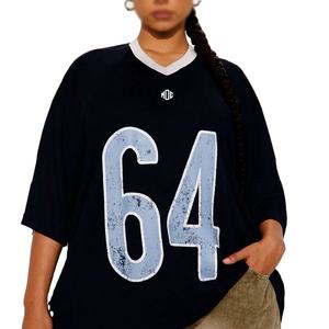Maillot de football américain surdimensionné à col en V, coupe boxy, épaules tombantes, en mesh, avec impression de logo personnalisé, style streetwear, vente en gros OEM pour femmes - Product Image 3