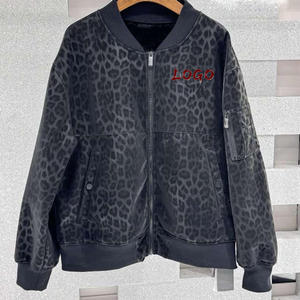 Blouson bomber en PU à imprimé léopard pour homme, fermeture éclair, col rabattu, vêtement décontracté pour l'automne, coupe classique, logo brodé sur le devant - Product Image 1