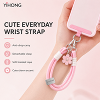Vente en gros usine, populaire à l'international : Lanière de téléphone portable Hello Kitty, pendentif de sac court, sangle de poignet tressée à double clip