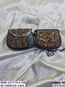 Craftstages International Sacs à main en mosaïque de perles métalliques traditionnels indiens faits à la main avec chaînes |   Tenue de soirée ethnique ornée - Product Image 2