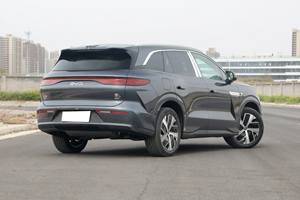 BYD Tang L DM-P 2025, SUV hybride rechargeable 7 places à quatre roues motrices, autonomie de 200 km - Product Image 6