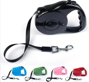 Correa Retráctil Rosa para Perros, Correa Automática para Mascotas con Mango de Plástico, Control de Paseo para Perros Pequeños - Product Image 4