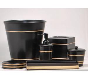 Ensemble de salle de bain en métal noir avec détails dorés, idéal pour un usage quotidien, parfait pour les chambres d'hôtel, prêt pour les invités, aménagement de salle de bain de style indien - Product Image 1