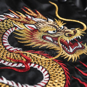 Chaqueta Sukajan de Satén de Invierno a la Moda para Hombre, con Bordado Detallado en la Parte Delantera, Ligera, Cómoda, Diseño Informal para Uso Diario - Product Image 4