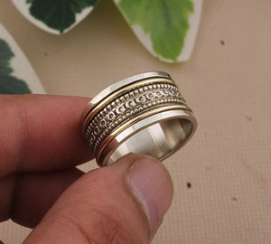 Anillo de Plata al por Mayor, Anillo con Logotipo Personalizado, Estilo Clásico con Diseño de Cruz, Joyería Cristiana, Idea de Regalo para Hombre, Anillo para Boda y Fiesta - Product Image 4