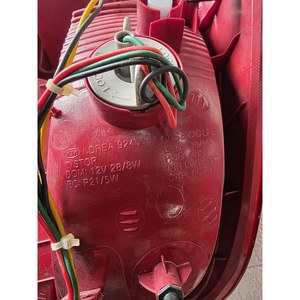 Feux arrière compatibles d'occasion pour paire de feux arrière gauche et droit 92401-TY0 Rouge, pièces auto coréennes - Product Image 3