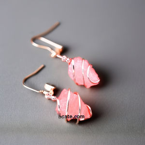 Pendentif en agate naturelle sculptée, boucles d'oreilles en fil d'argent, fabriqué au Gujarat - Product Image 1