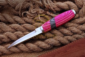 Couteau Puukko à manche rose personnalisé, acier à haute teneur en carbone, lame fixe, style scandinave, couteau de chasse, de camping, de bushcraft et de survie - Product Image 5