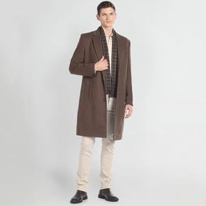 เสื้อแจ็คเก็ตขนสัตว์คลาสสิกพร้อมปกสำหรับผู้ชายฤดูหนาวแขนยาวเสื้อคลุมลำลองที่ให้ความอบอุ่นสวมใส่สบายดีไซน์แบบมีชั้นหนา - Product Image 4