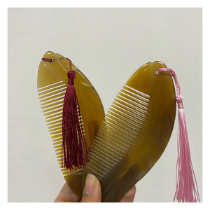 Peigne en corne de buffle naturel fait main de qualité supérieure pour les boutiques de cadeaux, les distributeurs en gros et les entreprises d'exportation - Product Image 3