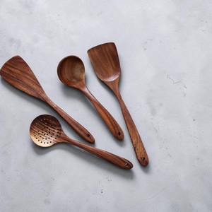Juego de Utensilios de Cocina de Madera de Mango de 4 Piezas, Fáciles de Limpiar, Hechos a Mano, Diseño Personalizado, Marca Unicorn Handicrafts - Product Image 3