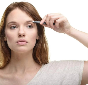 Pinzas de Cejas Inclinadas de Acero Inoxidable con Logotipo Personalizado Premium, Herramienta de Maquillaje Ligera y Reutilizable para Depilación, Excelente Servicio OEM - Product Image 4