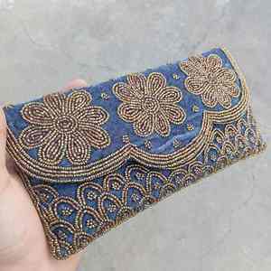 Bolso Tote Tradicional Hecho a Mano en India con Cuentas de Vidrio y Asa de Baguette, Accesorio de Moda Diaria de Lujo Informal y Duradero, Promocional - Product Image 2